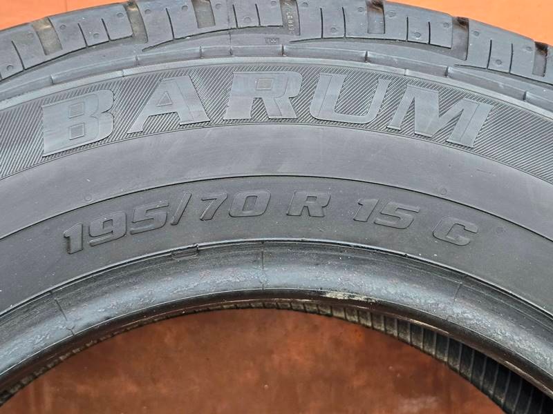 Letní Barum 195/70/15C - 10