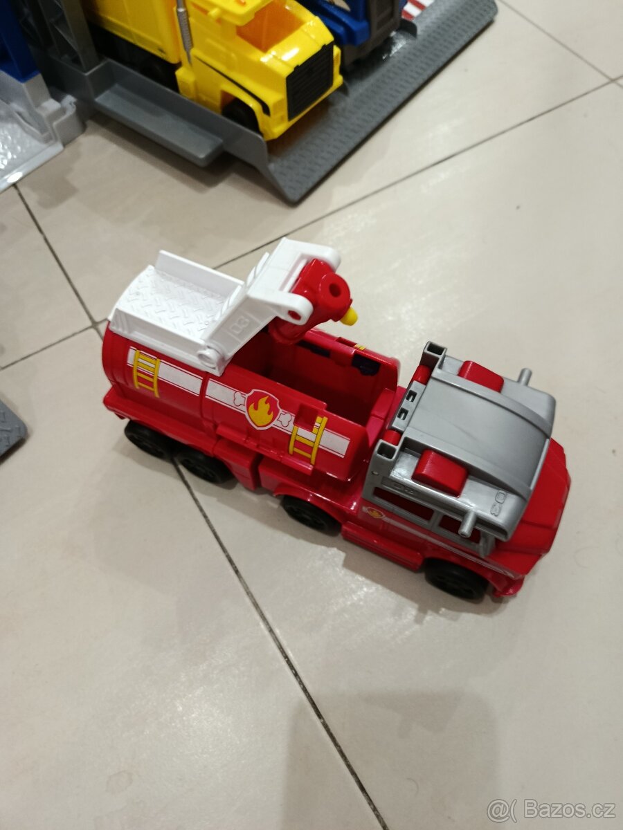 Tlapkova Patrola - 10