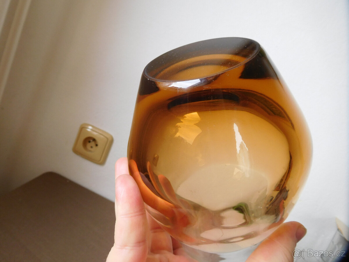 VÁZA - LADISLAV PALEČEK - ŠKRDLOVICE -HUTNÍ SKLO - 10