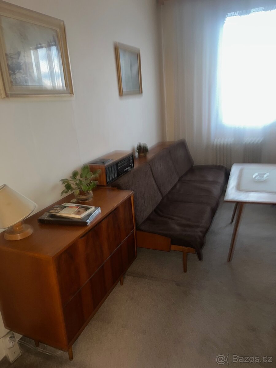 Brusel Obývací stěna a nábytek - 10