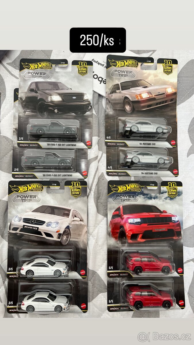 Hot wheels - 10