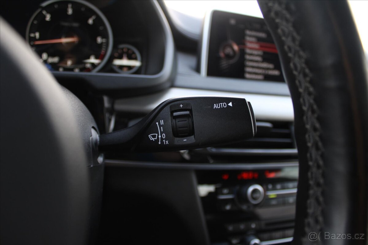 BMW X6 xDrive 30d M PAKET HEAD UP ČR (2015) - 10