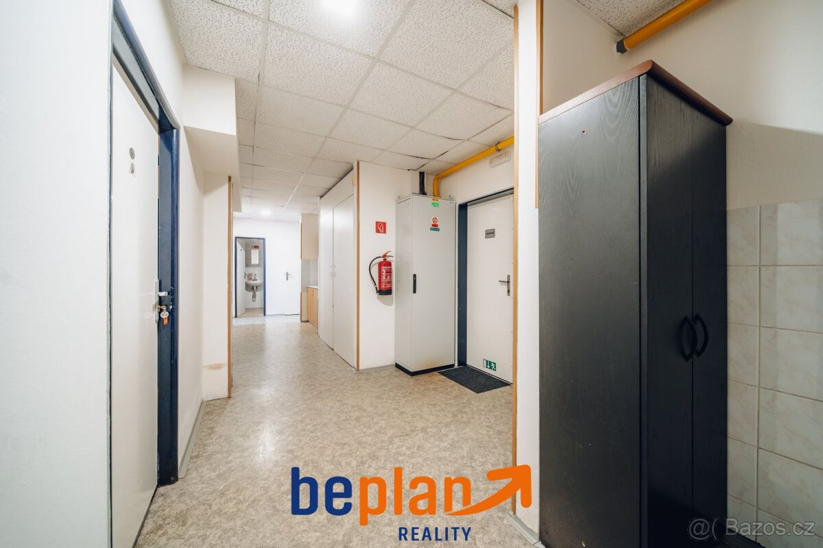 Pronájem multifunkčních prostor, 30 m2 - Praha 9 - metro Kol - 10