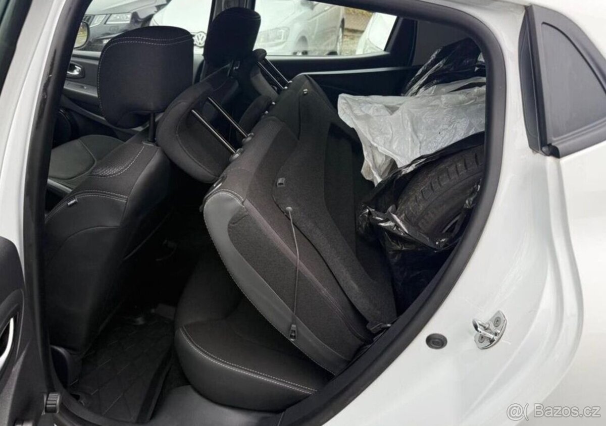 Renault Clio 0.9 TCe Generation benzín manuál 66 kw - 10