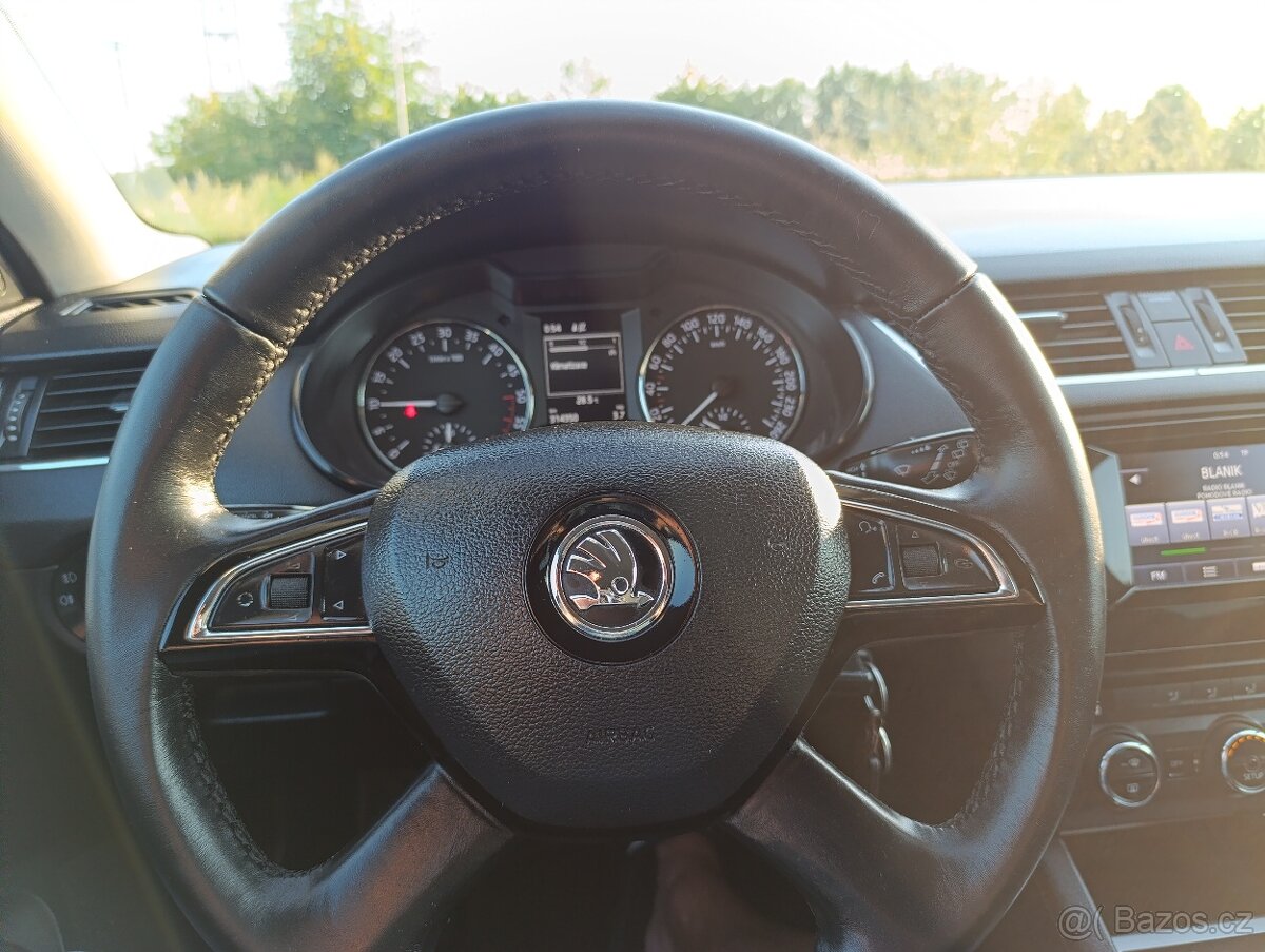 Škoda Octavia - 10
