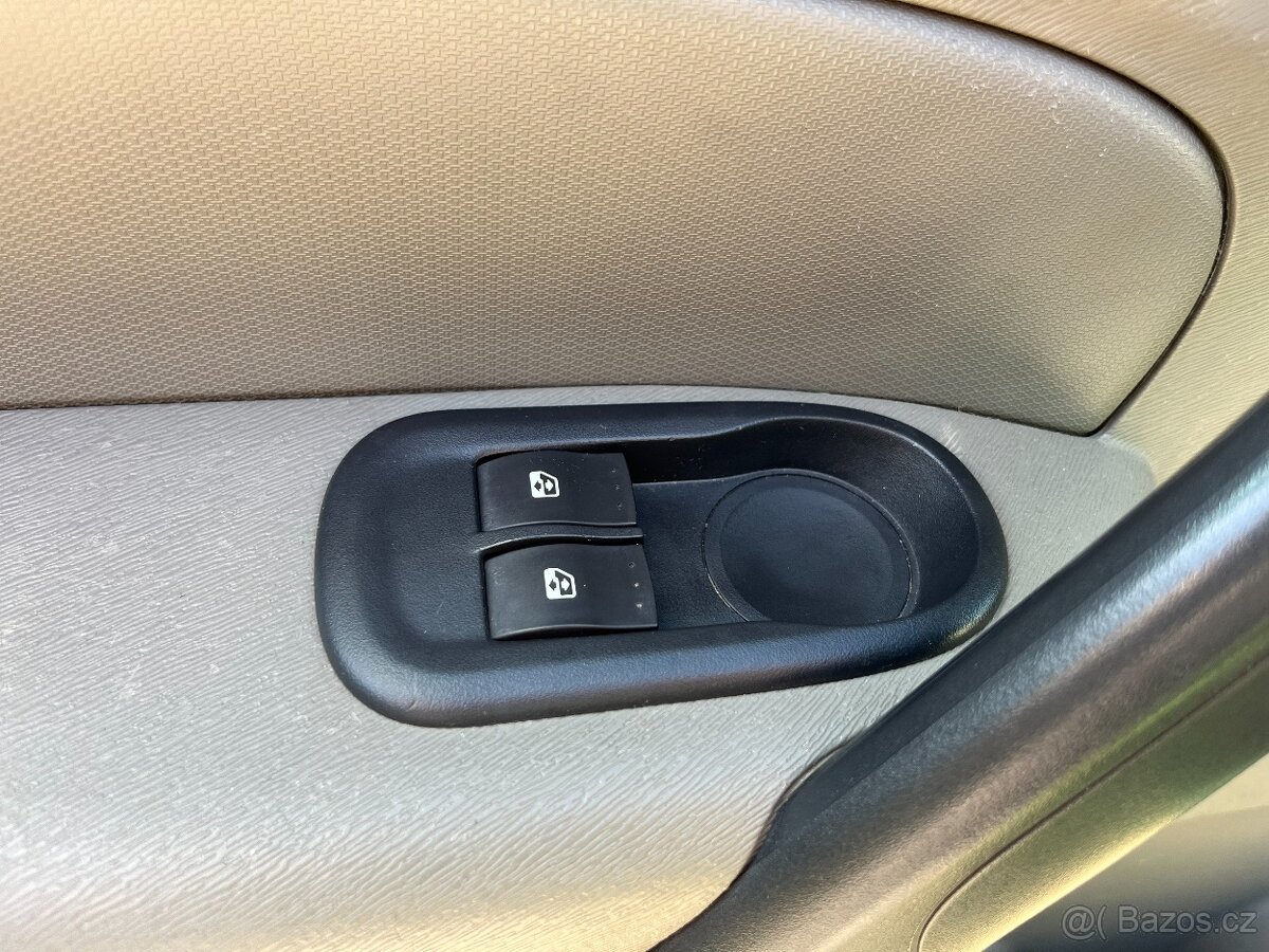 Renault Kangoo 1.5 DCI 50KW, NAJETO 108tisíc, Tažné - 10