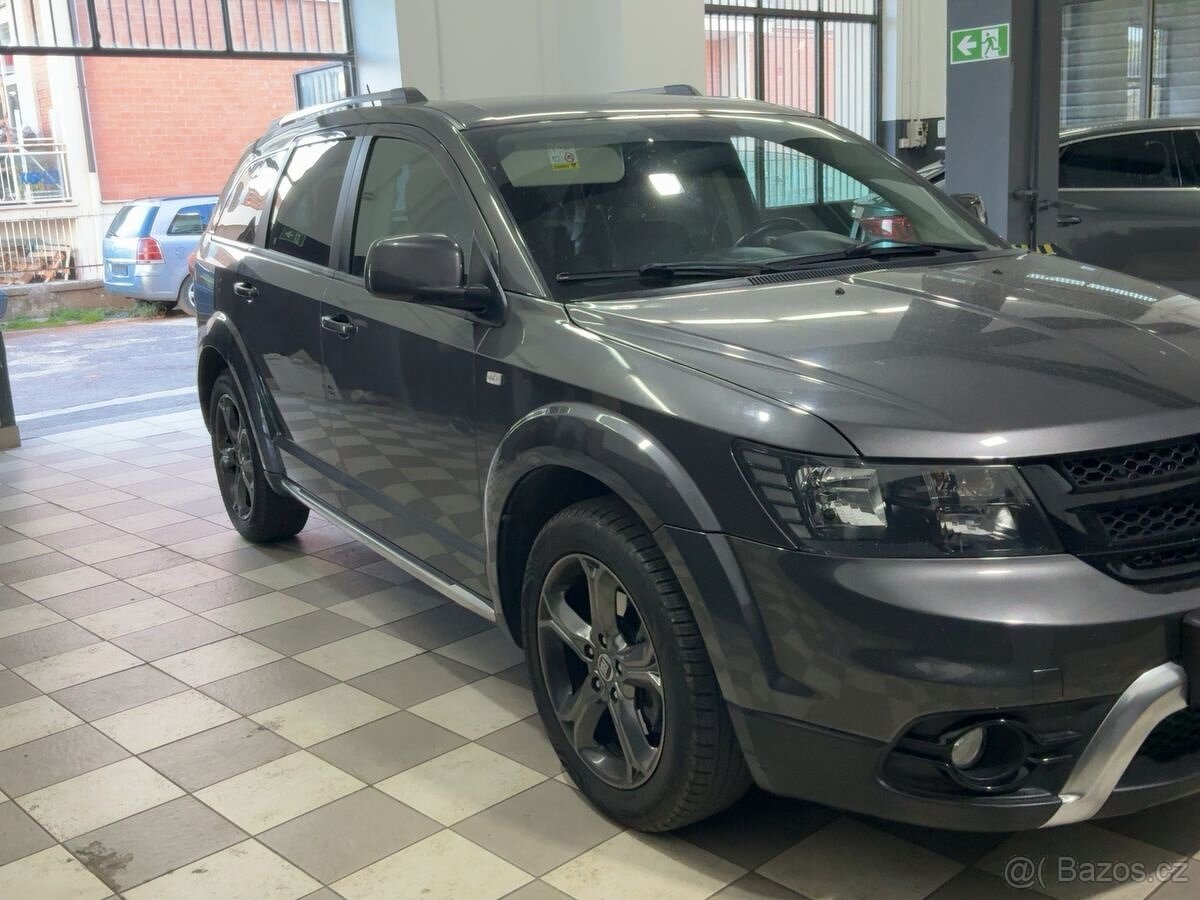 Fiat Freemont 2,0 MTJ Cross 4x4 - 10