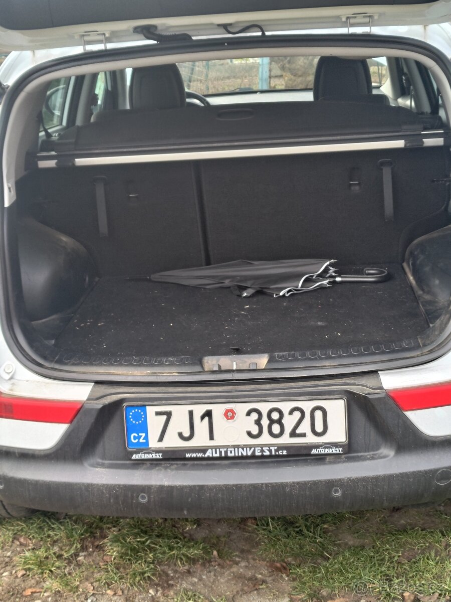 Kia Sportage 1.7 CRDi - 10