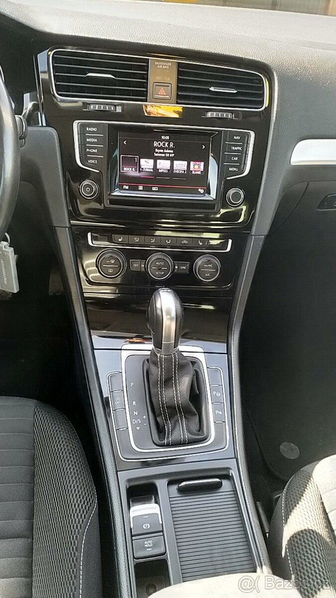Prodám VW Golf 7 TSI - 10