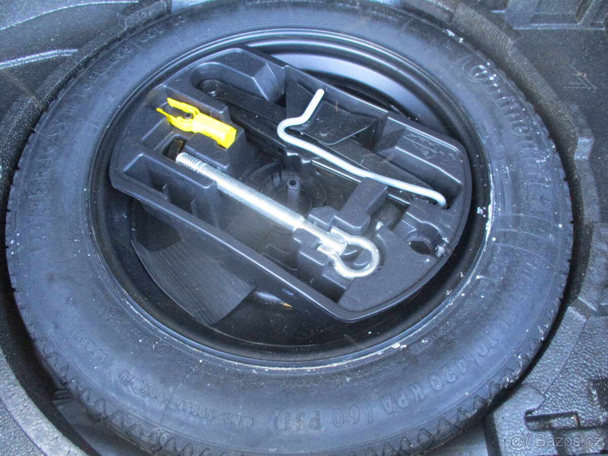 PEUGEOT 308 1,6HDi 88kw Allure EURO6 bez koroze 2017 - 10