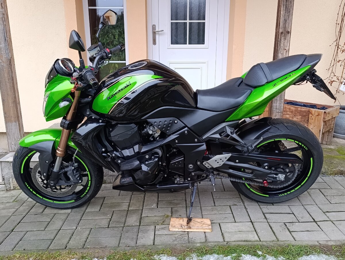 Kawasaki Z 750R - 10