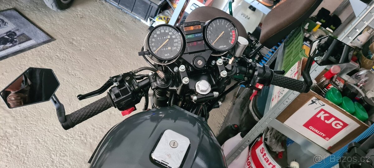 Kawasaki Z750 - 10