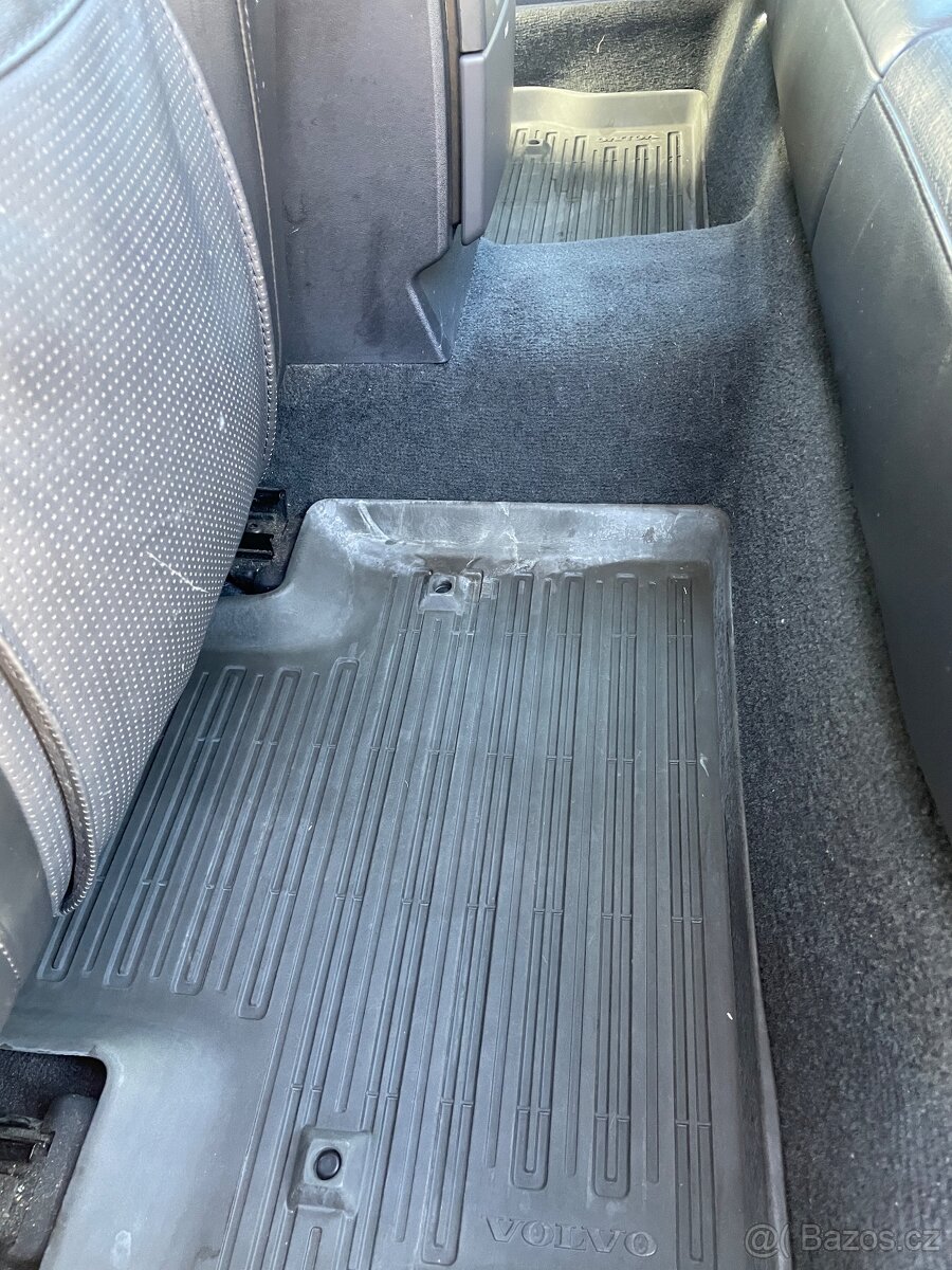 Volvo XC70 AWD MY2010 D5 151 kW automat - 10