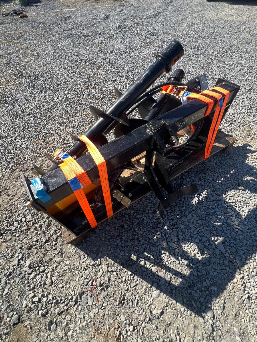 půdní vrták noví na smykovy nakladač - 10