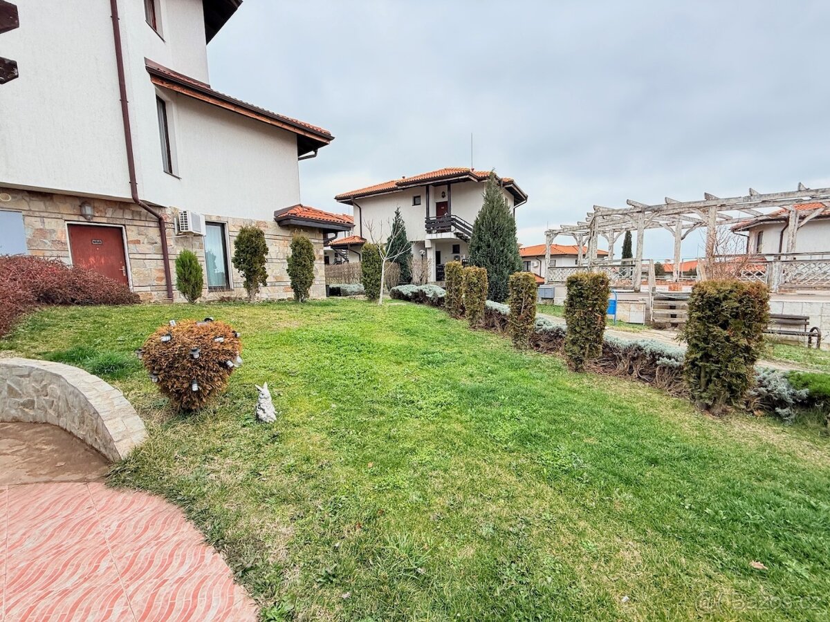 Prostorný 3+kk s vůní borovic – Bay View Villas, Košarica - 10