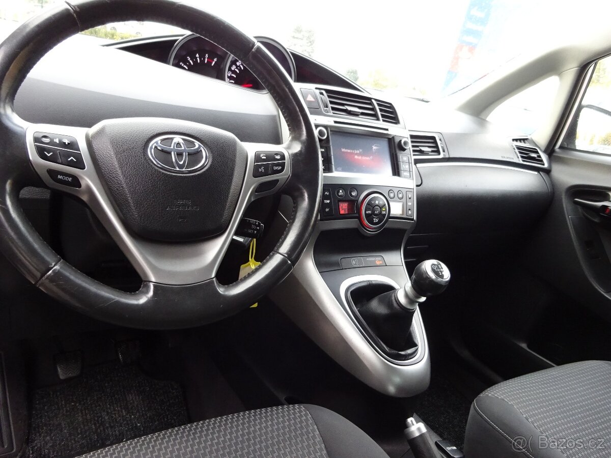 Toyota Verso 1,6 D-4D, 7 MÍST - 10