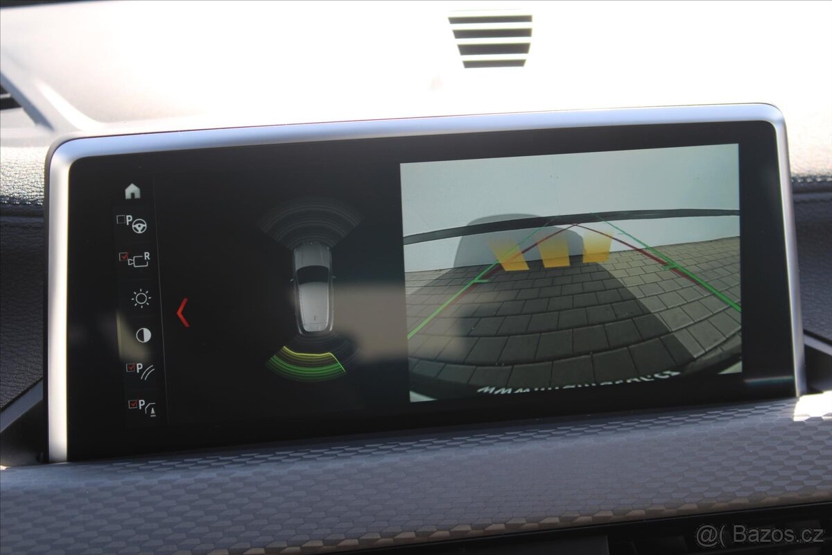 BMW X2 xDrive 20d 140kW M SPORT ČR (2018) - 10