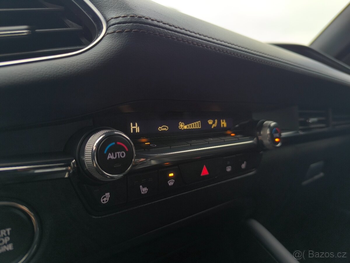 Mazda 3 BP 2.0 Skyactiv G122 KAMERA, TAŽNÉ +++KRASAVICE+++ - 10