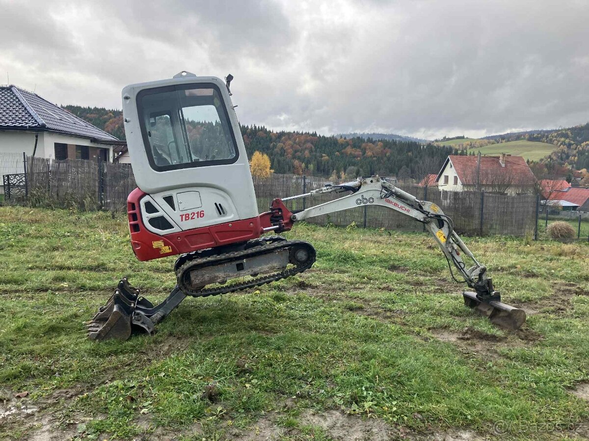 Takeuchi TB216 V4 najvyššia výbava naklapacia hlavica - 10
