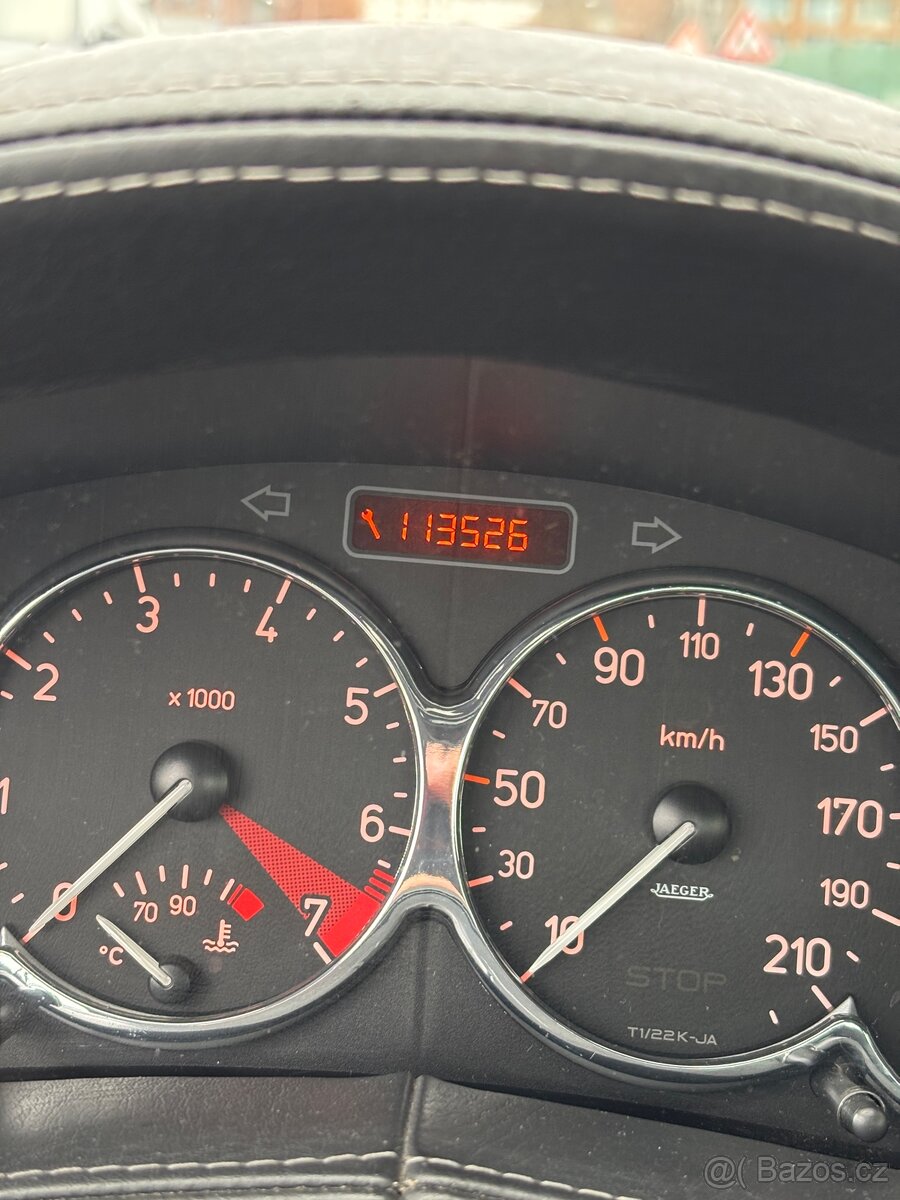 Peugeot 206cc 2.0 100kw kabriolet | 113 000km | RC - 10