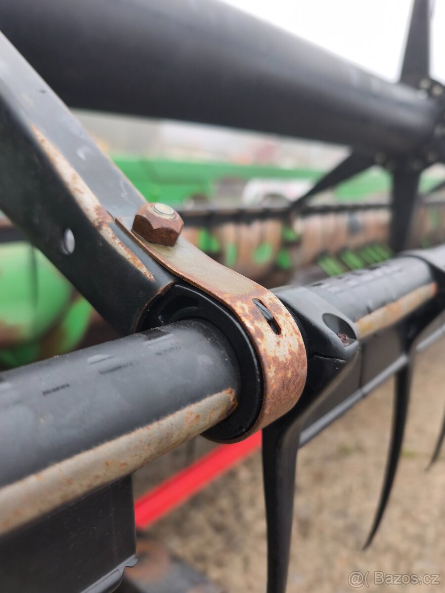 Sojaflex John Deere 630F hydraflex sója stôl 9m - 10