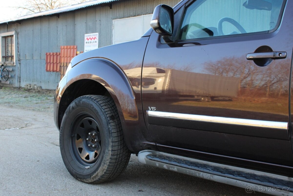 Nissan Pathfinder 3.0 V6 A/T 7MIEST - 10