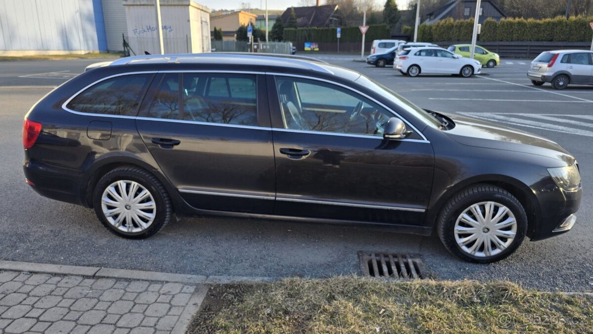 Škoda Superb Facelift 1.6TDI 77KW - 10