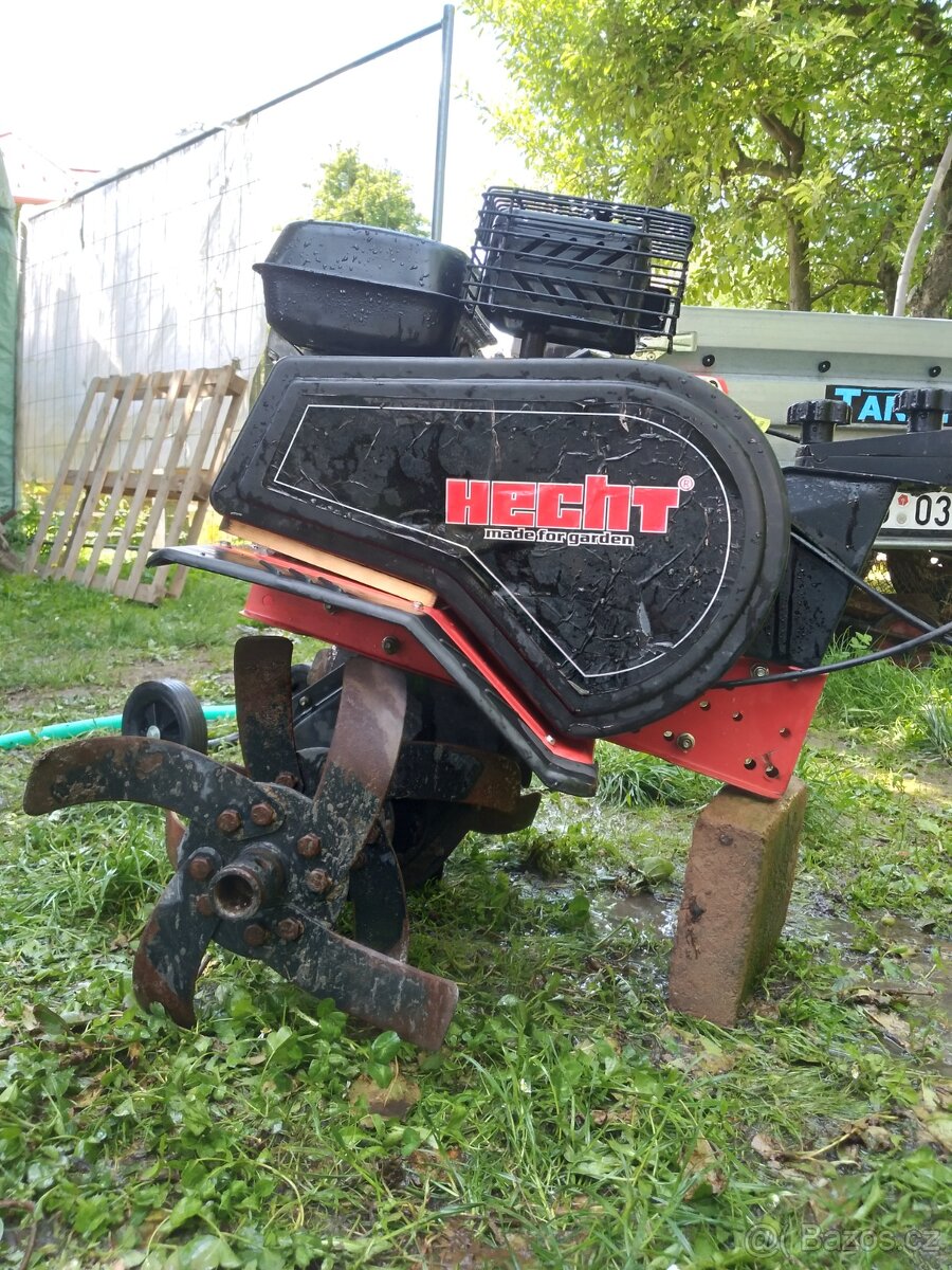 Kultivator Hecht 795 na srovnání pozemku. - 10