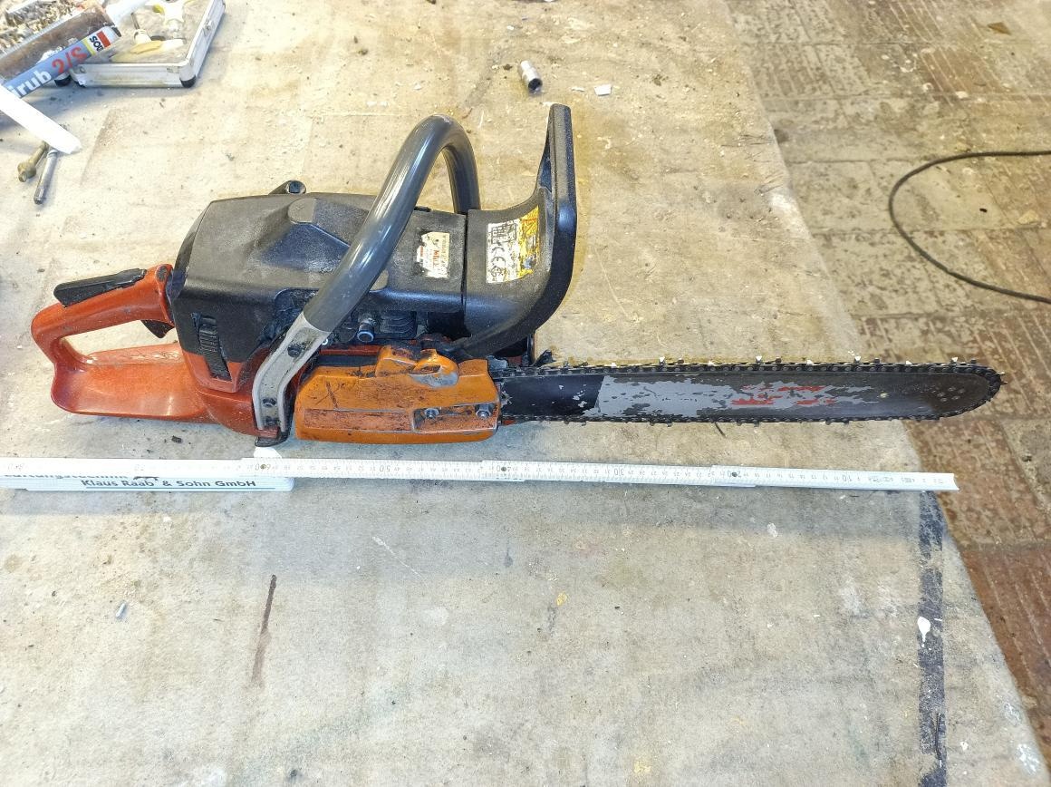 Prodám motorovou pilu Jonsered CS 2159 - 10