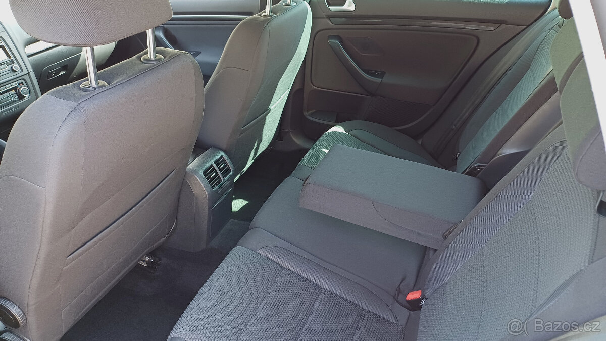 VW Golf Variant 1.4TSI 90kW COMFORTLINE-prav.servis-NEHAVAR- - 10