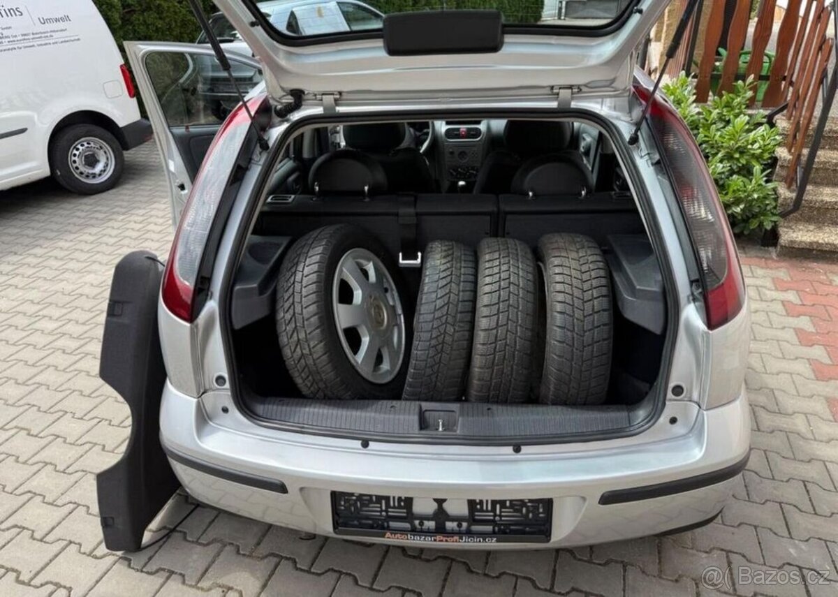 Opel Corsa 1,2 i klima , 2 sady kol benzín - 10