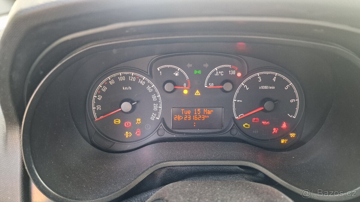 Opel Combo 1,3 D 70 Kw 2017 DPH - 10