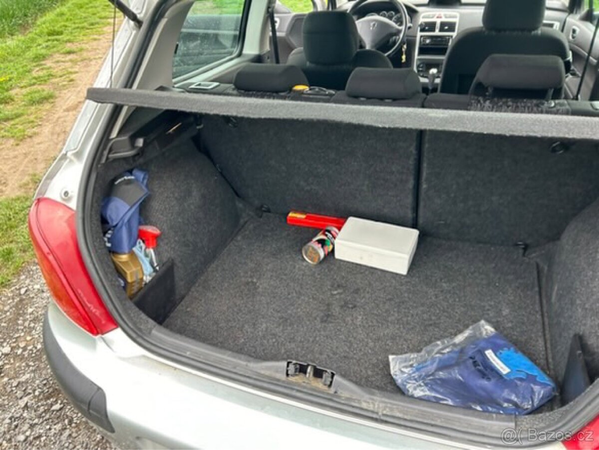 Peugeot 307 2.0 - 10