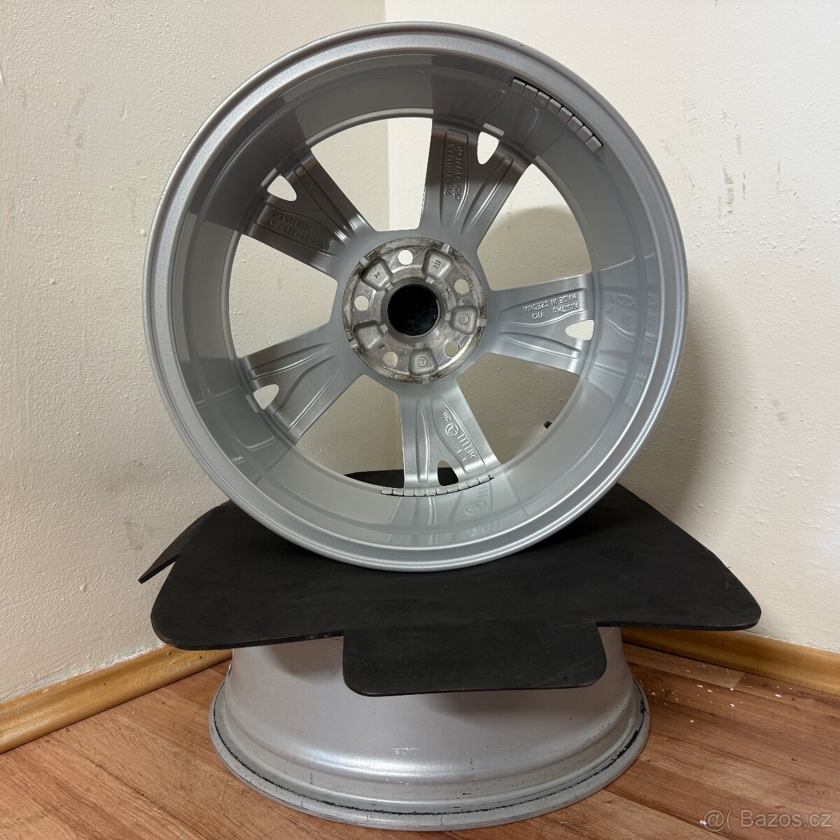 ŠKODA OCTAVIA IV 4 5x112 R17 ET46 6.5Jx17 57,1mm - 10