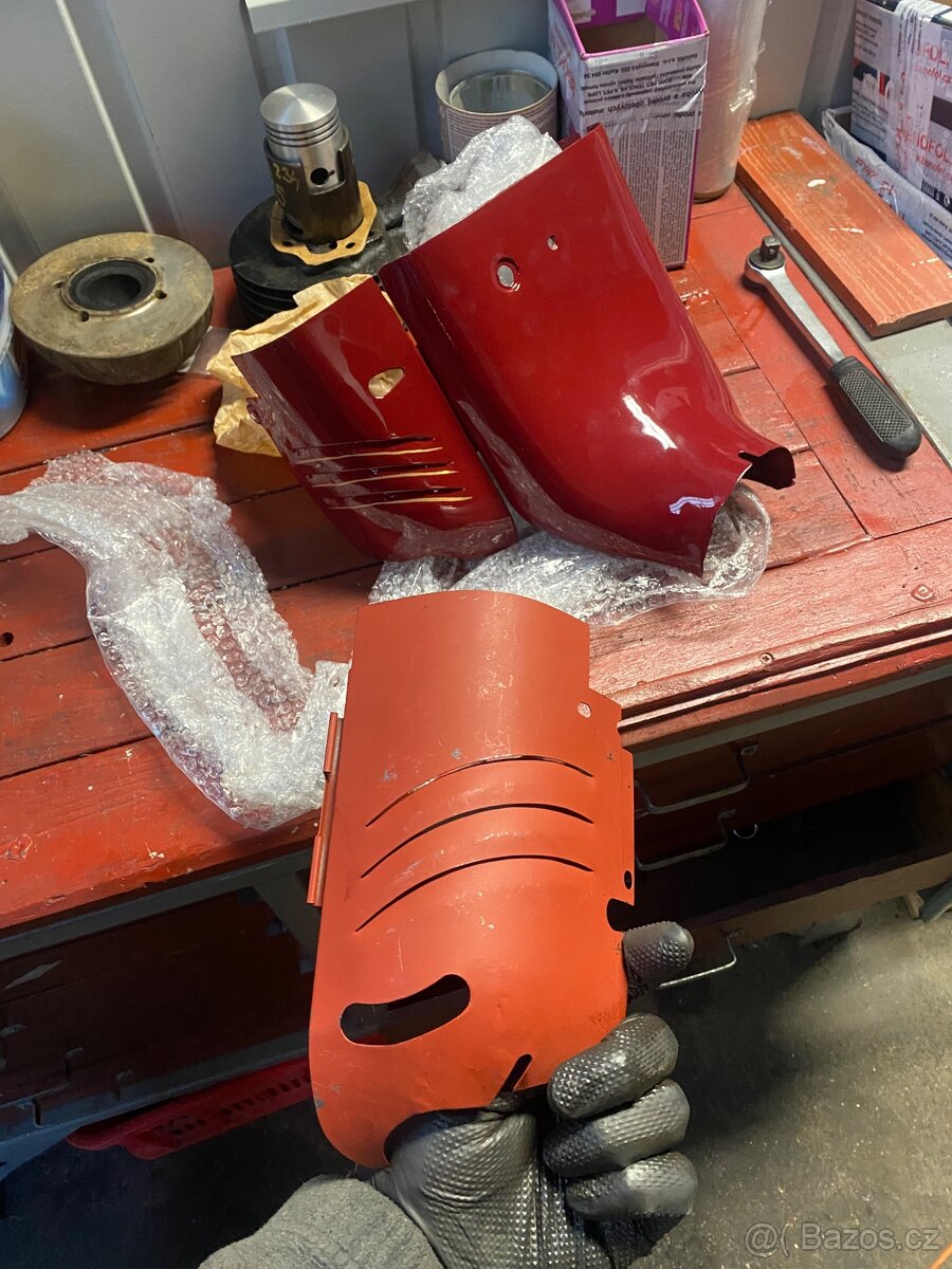 JAWA 550 Prsicka OR Parez 550 /555 - 10