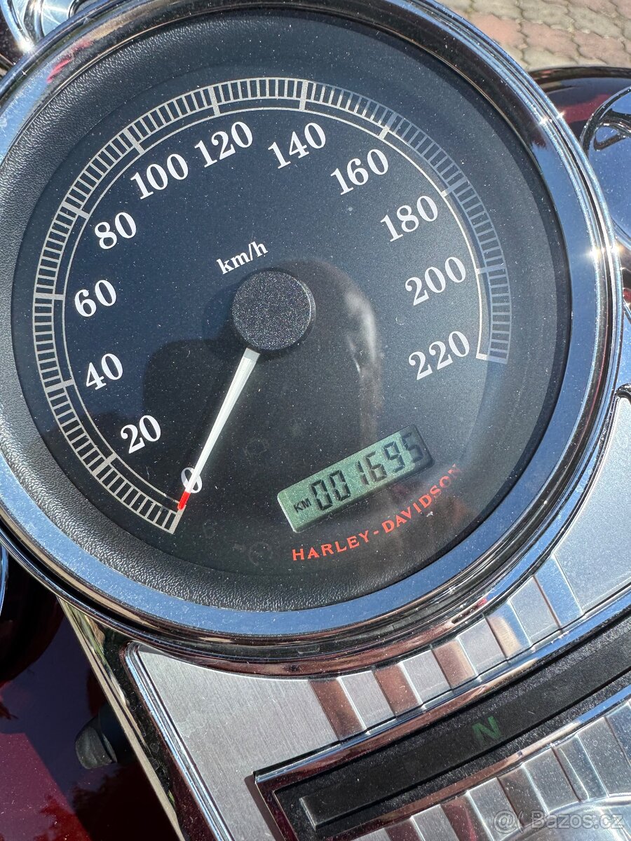 Harley Davidson Road King Classic - 10