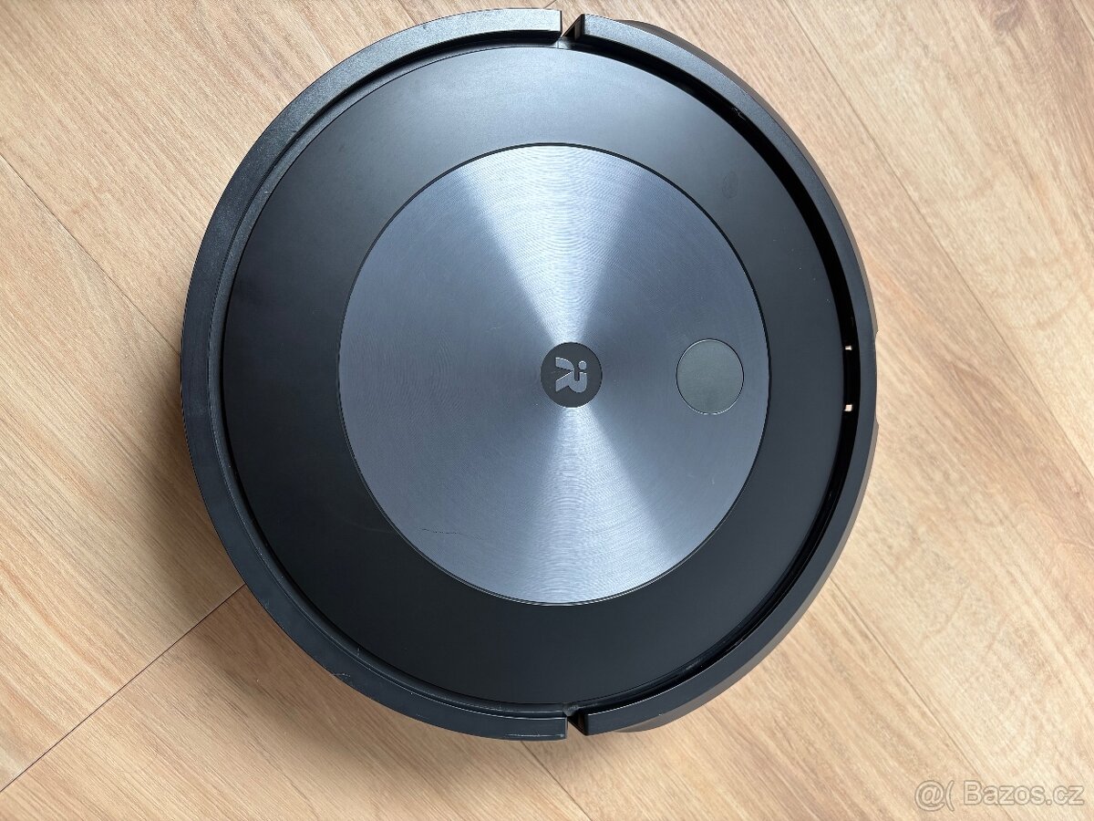 iRobot Roomba j7 - 10