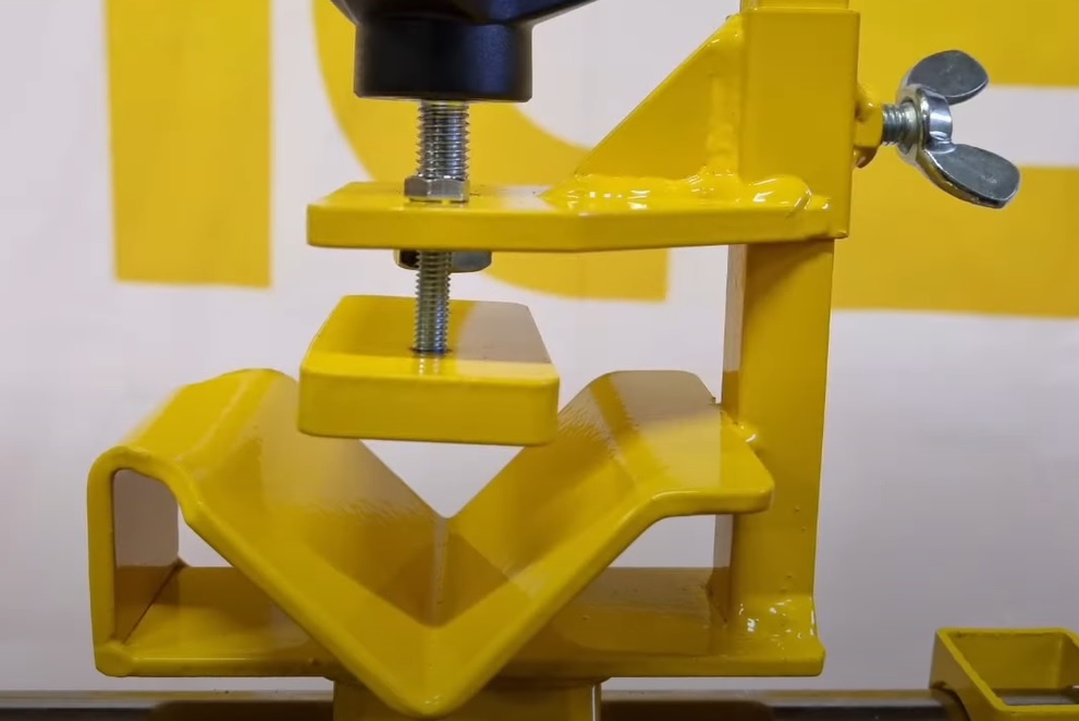 Stojan pro spojování vysokonapěťových kabelů, APU 2.0 - 10