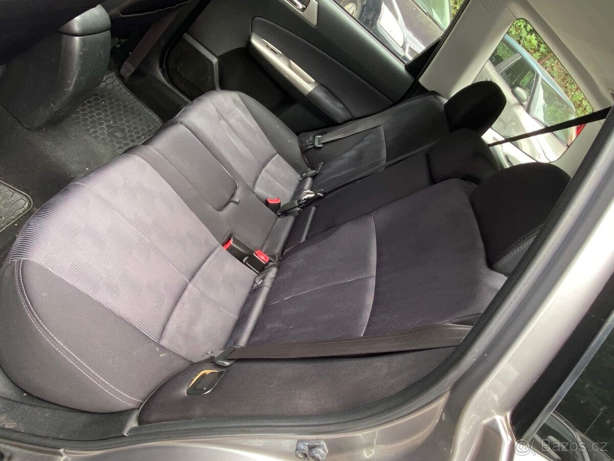 Subaru Forester 2.0i 110kW 4x4 automat klima tempomat 164tkm - 10