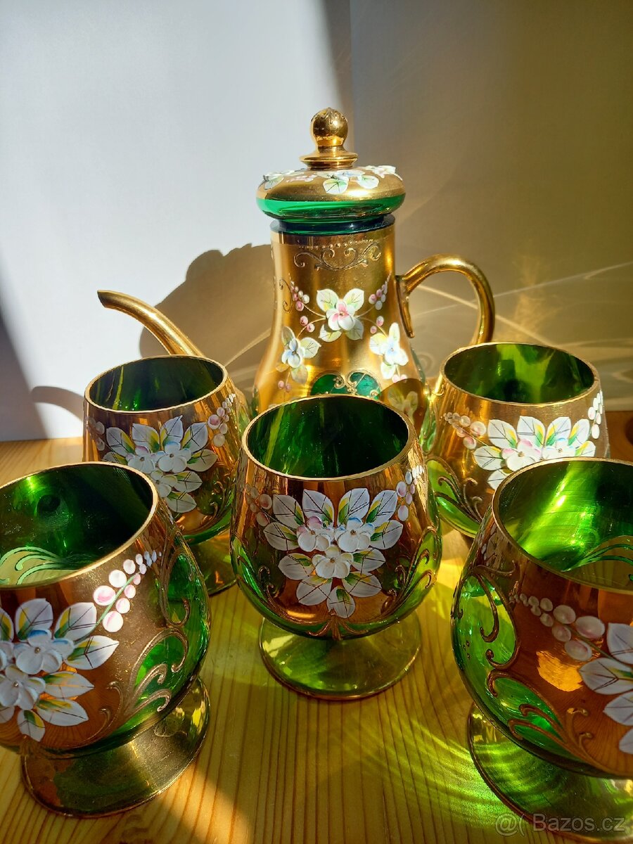 Novoborské sklo zelené - 10