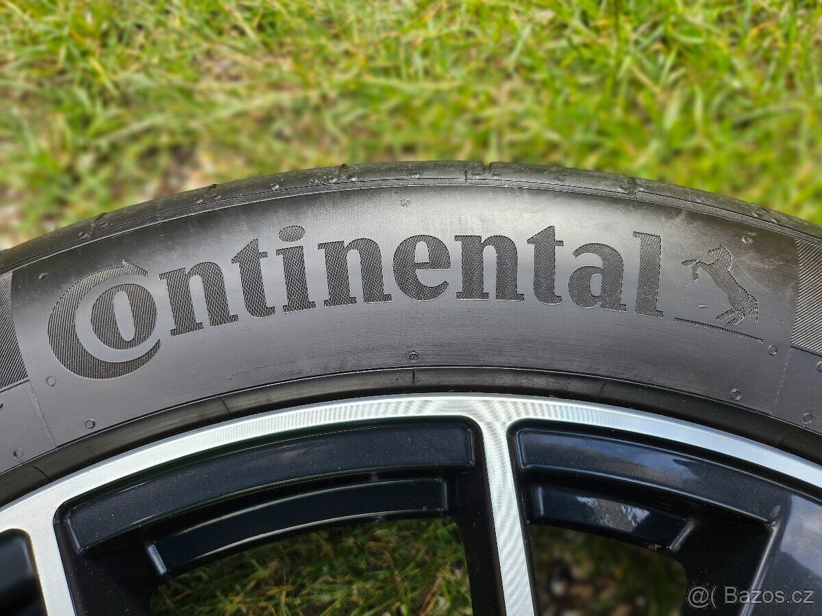 Kompletní letní orig. Audi Q8 SPORT - 285/40 R22 XL - 5x112 - 10