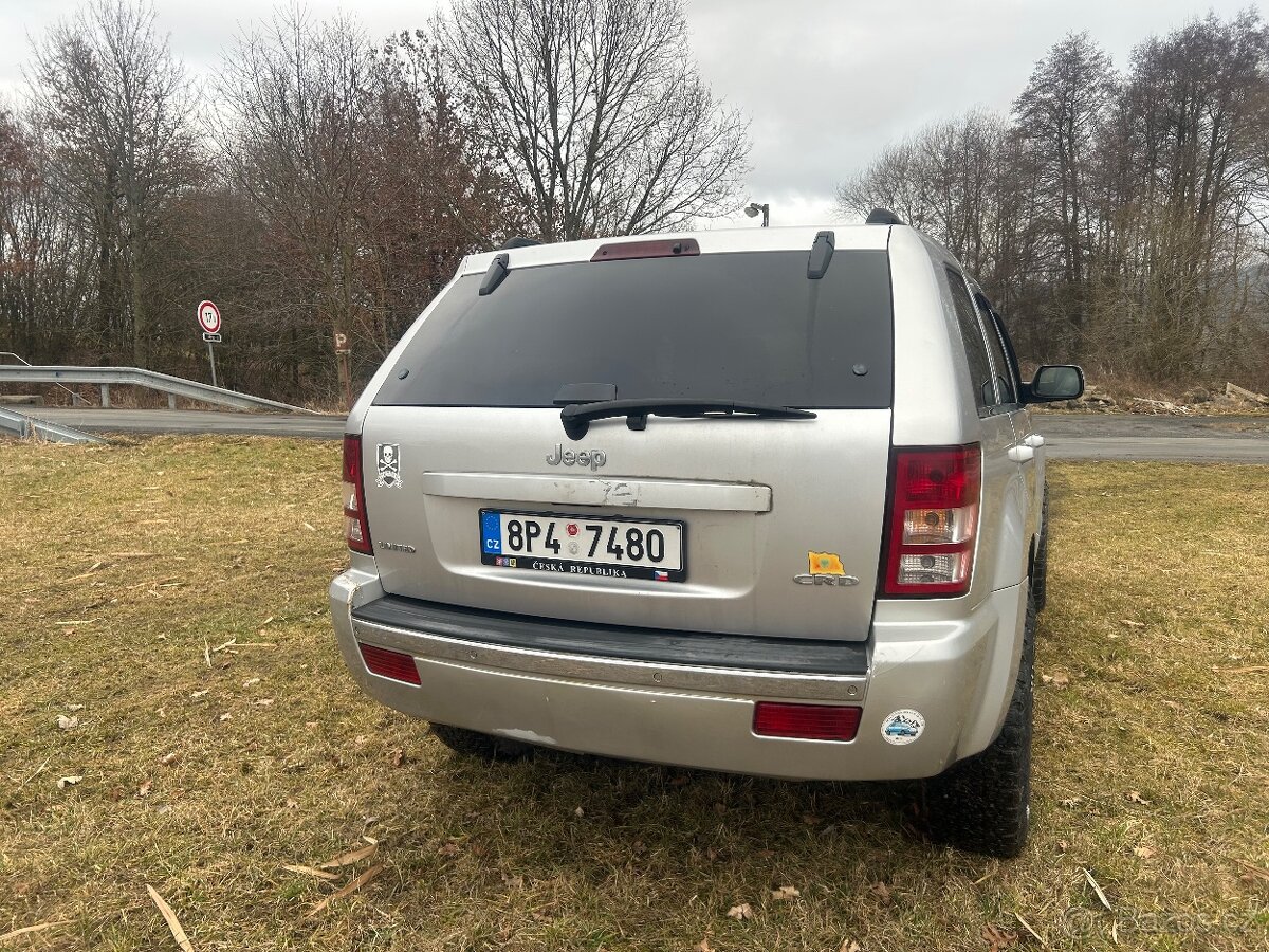 Jeep Grand Cherokee - 10