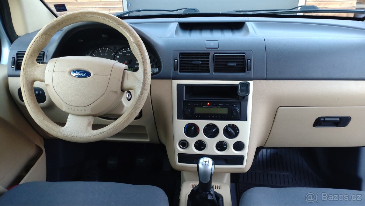 Ford Tourneo Connect 1.8 TDCi 81 kW - 10