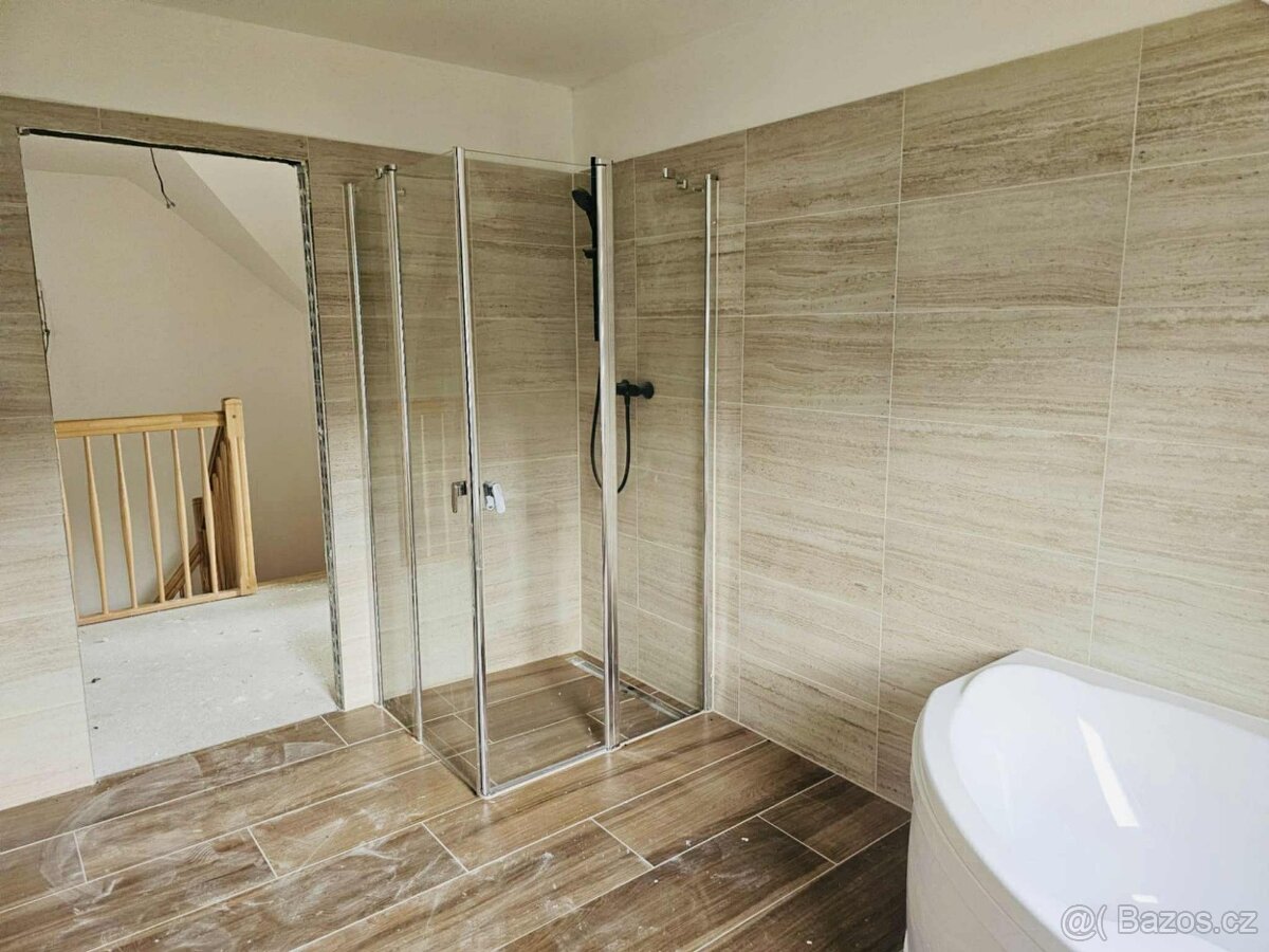 Pronájem rodinného domu 6+1, 183 m2 - 10