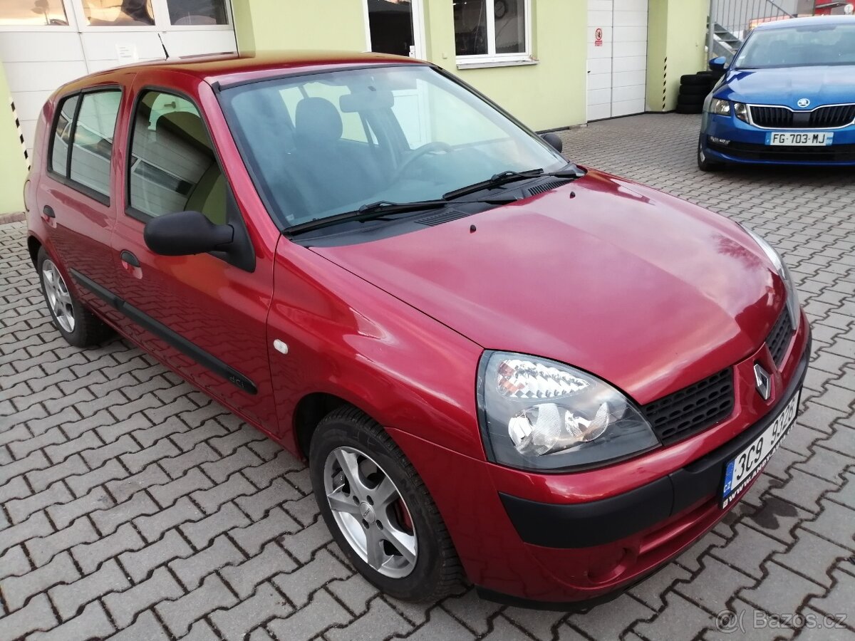 Renault Clio 1,5 diesel-výhřev sedadel - 10