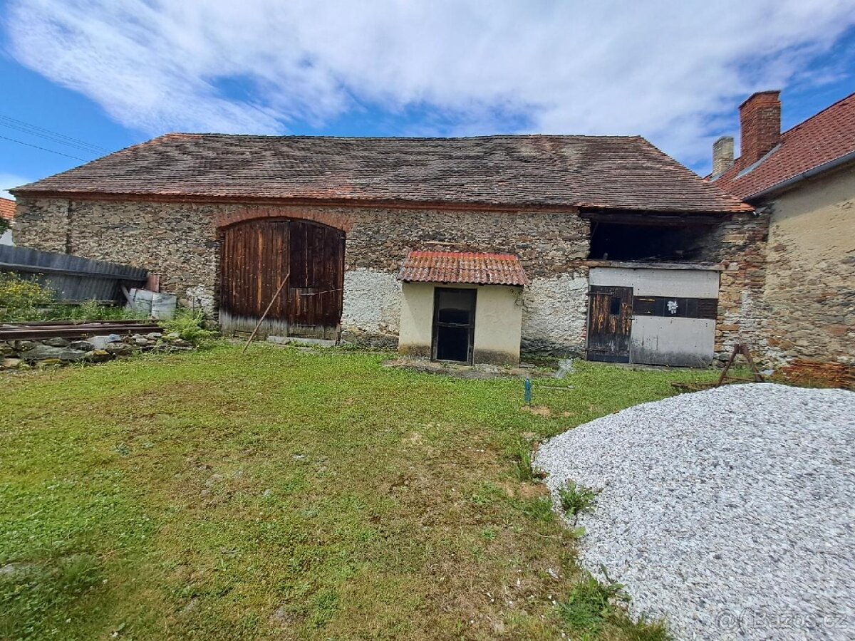 Prodej rodinného domu v Nezamyslicích - 10