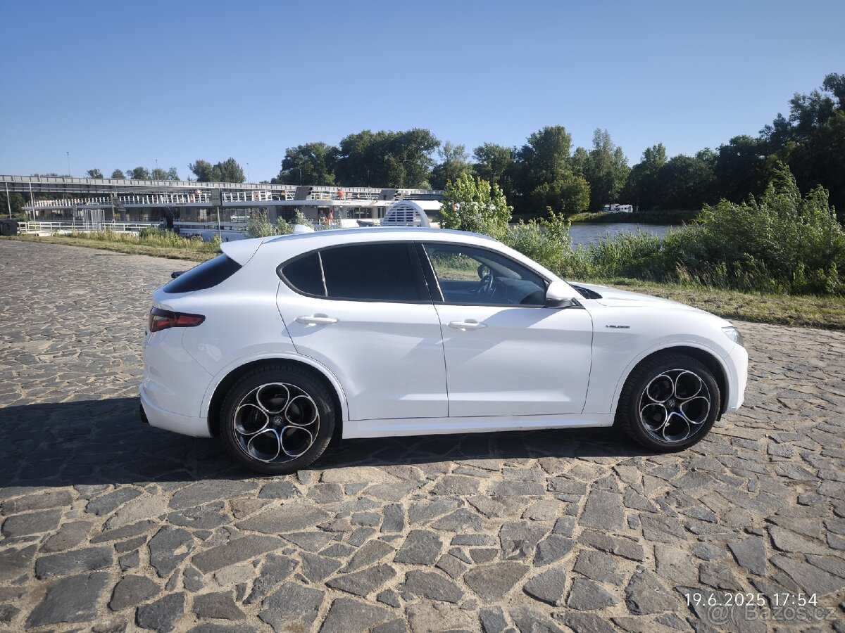 Alfa Romeo Stelvio Veloce Facelift 2.2jtd Q4 - 10