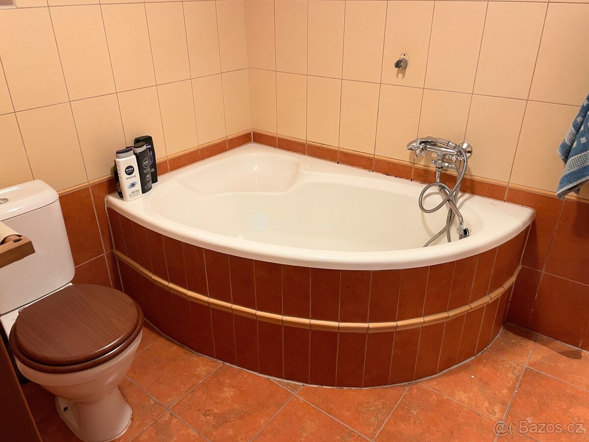 Prodej dřevěnice na slunném okraji obce Halenkov - 10