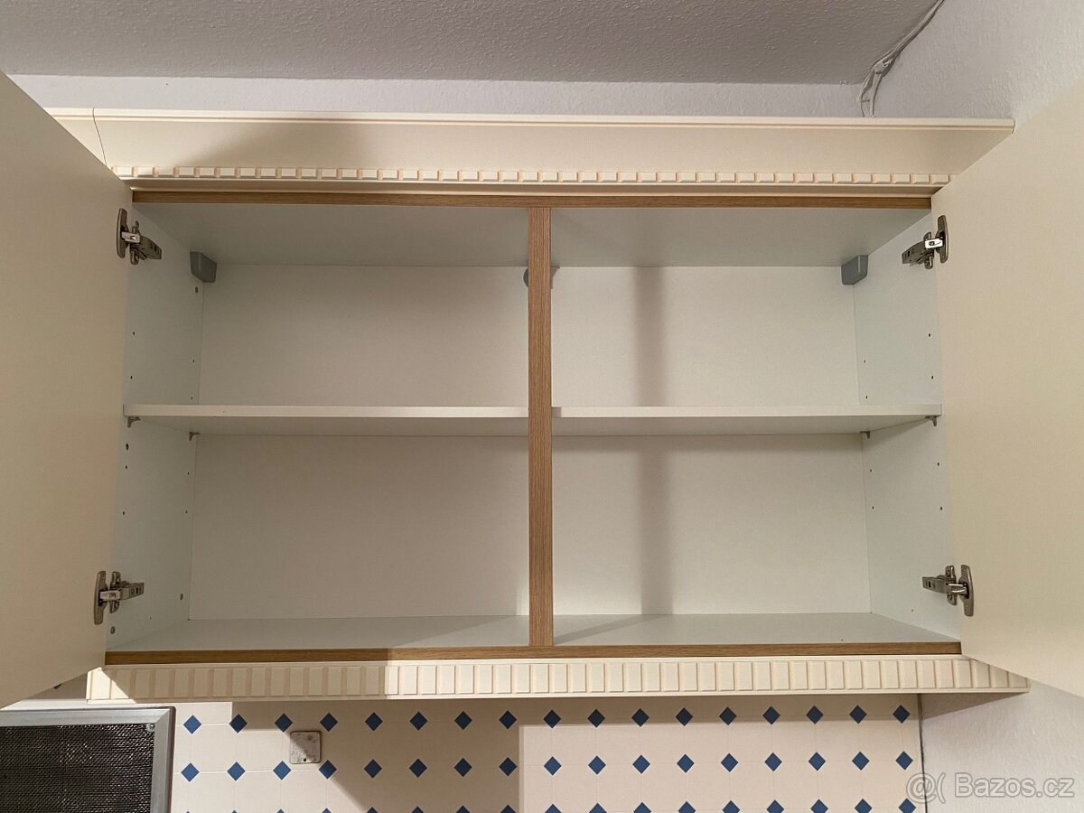 Moderní kuchyňská linka bez spotřebičů - 10