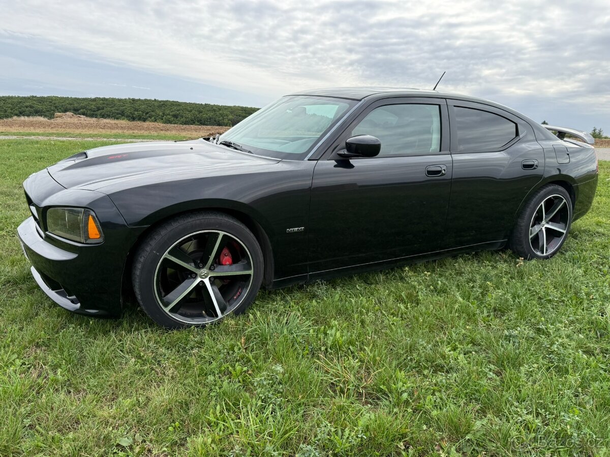 Dodge Charger SRT8 6.1HEMI 317kw LPG - 10